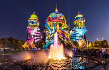 2019柏林灯光节已开幕，整座城市仿佛开启了魔幻“光影之旅”